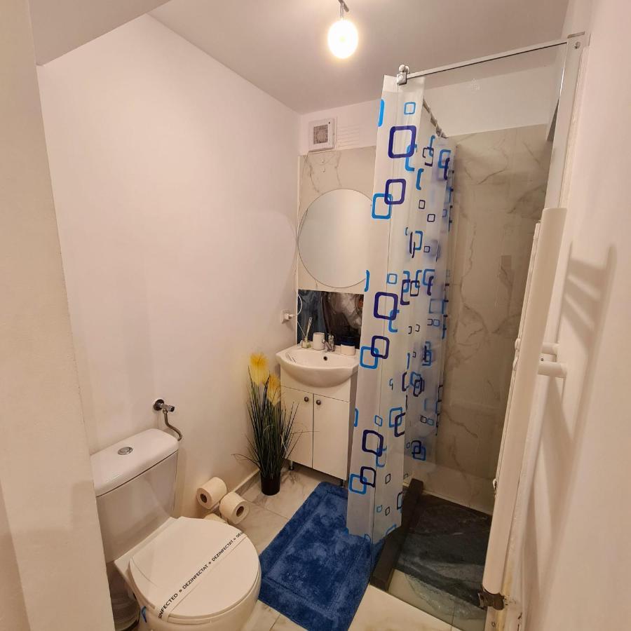 My Cozy Nest - 2 Rooms Apartment Targu-Mures Bagian luar foto